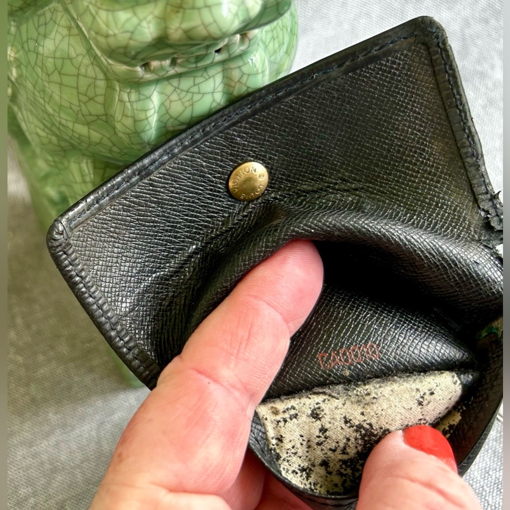Louis Vuitton Key - Picture 11 of 11